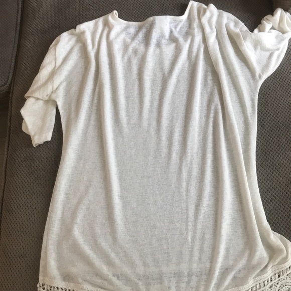 Misses 1X lightweight knit tunic top with lace - Picture 5 of 5